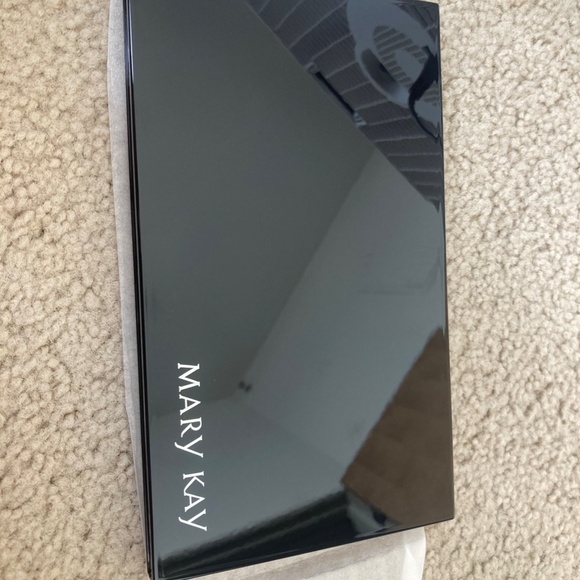 Mary Kay Pro Palette 1 unfilled compact large ( Display) magnetic - Picture 2 of 3